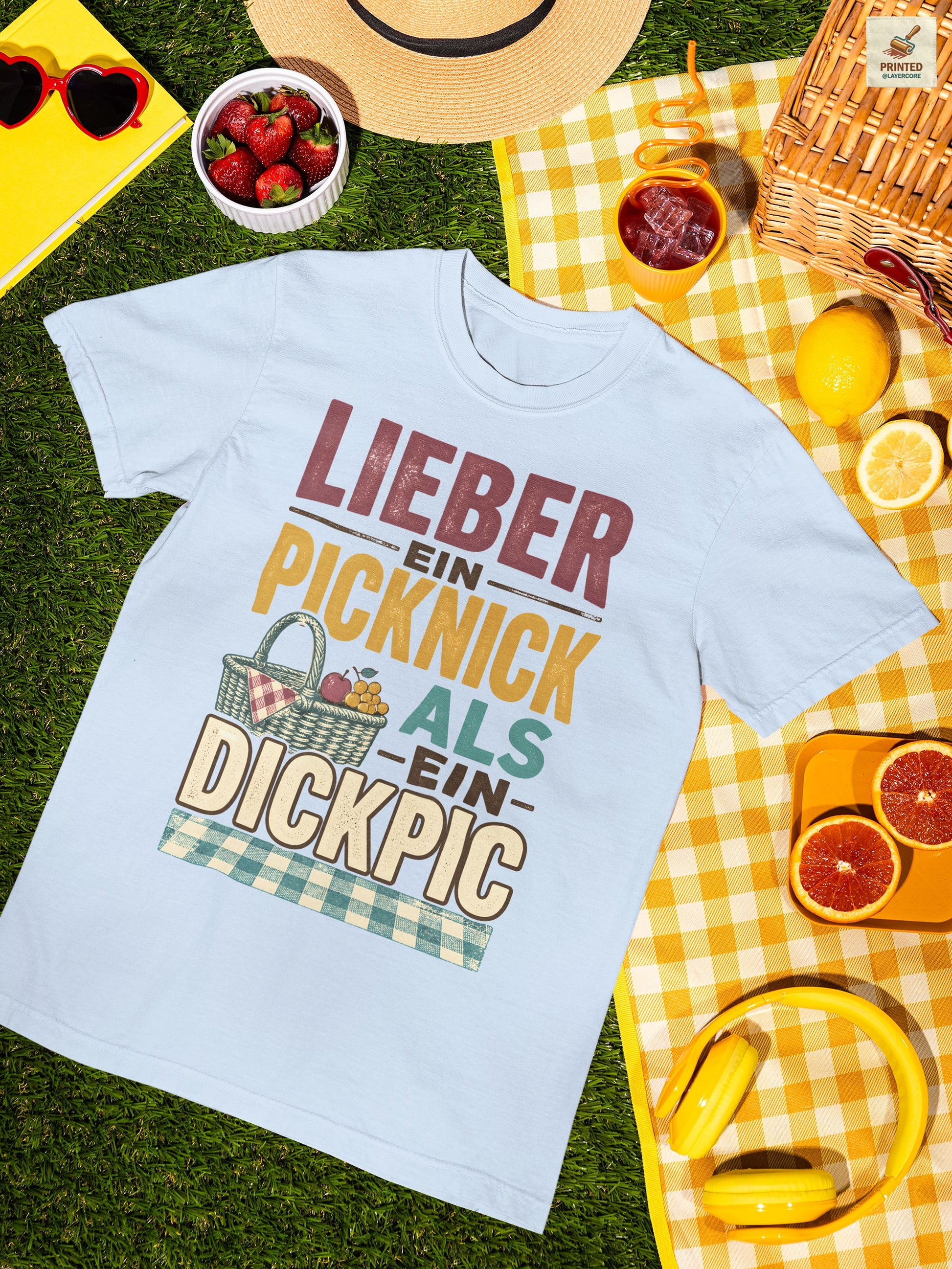 Vintage Picknick Shirt Damen mit frechem Sommer Spruch und Retro Korb Design in hellblau