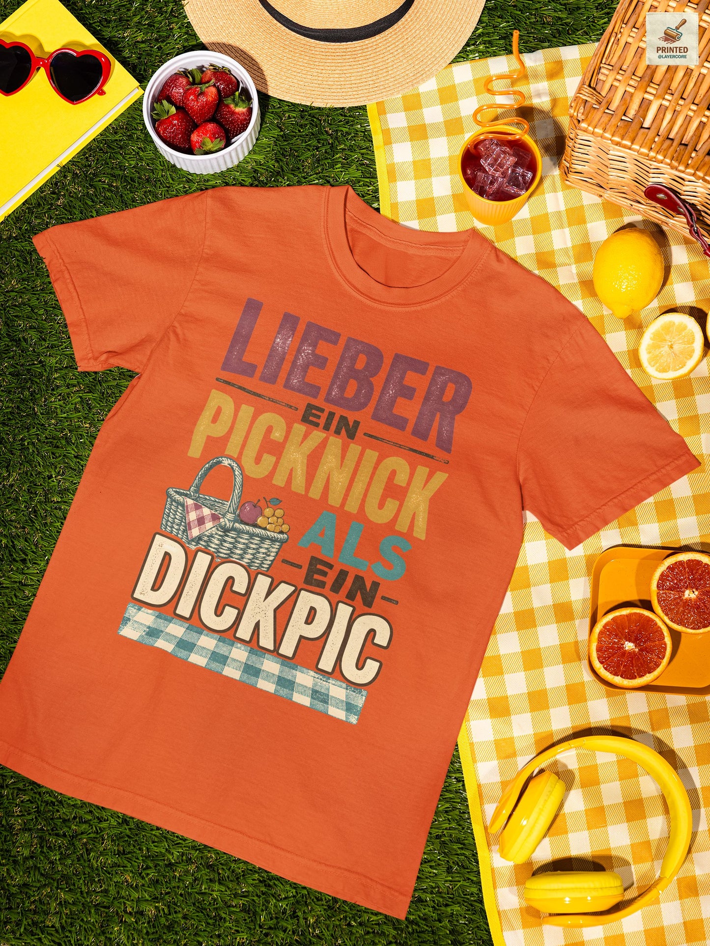 Vintage Picknick Shirt Damen mit frechem Sommer Spruch und Retro Korb Design in orange