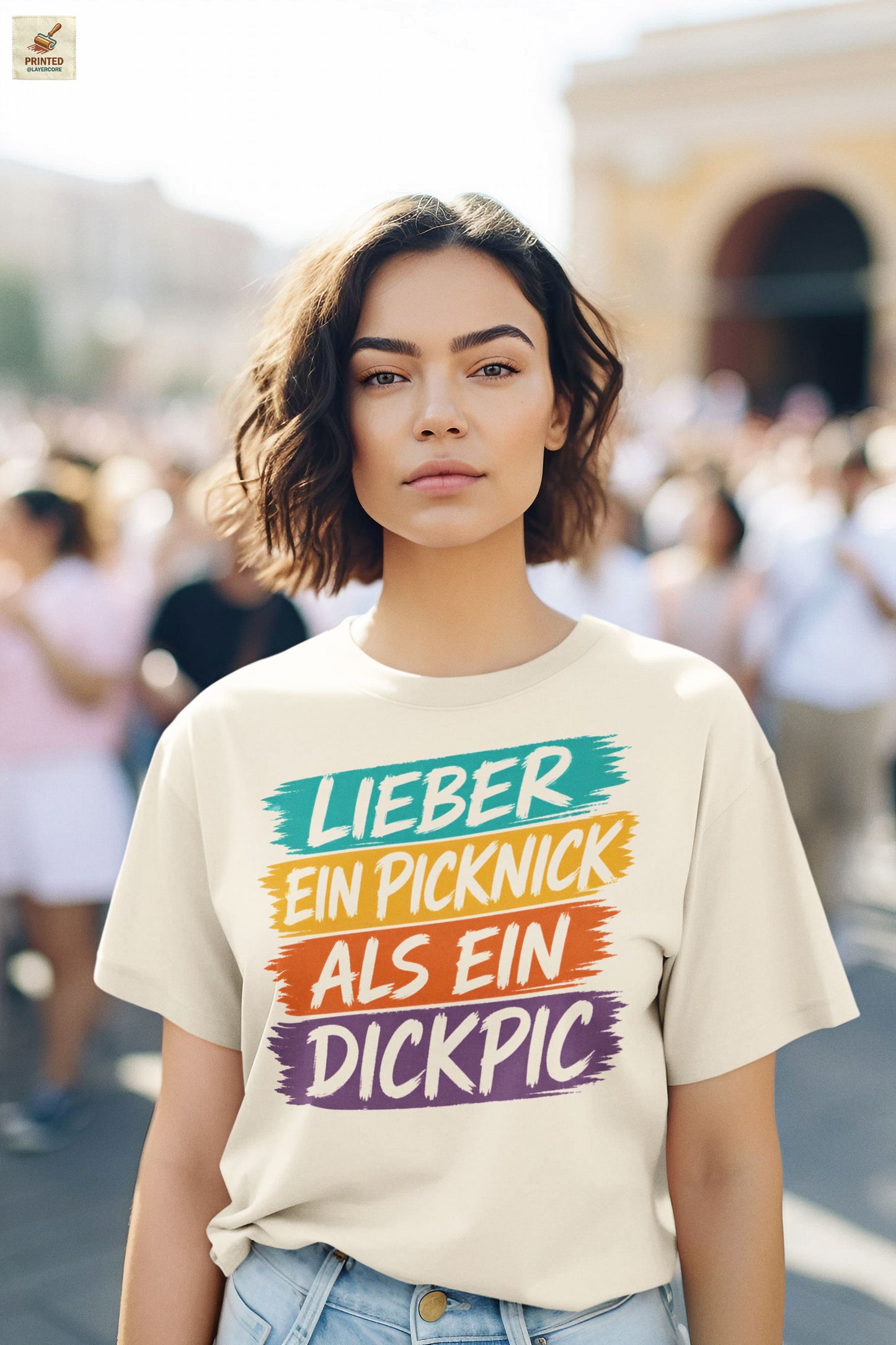 Anti Dickpic Shirt Frauen mit buntem Brushstroke Spruch und feministischer Haltung in ntural farben