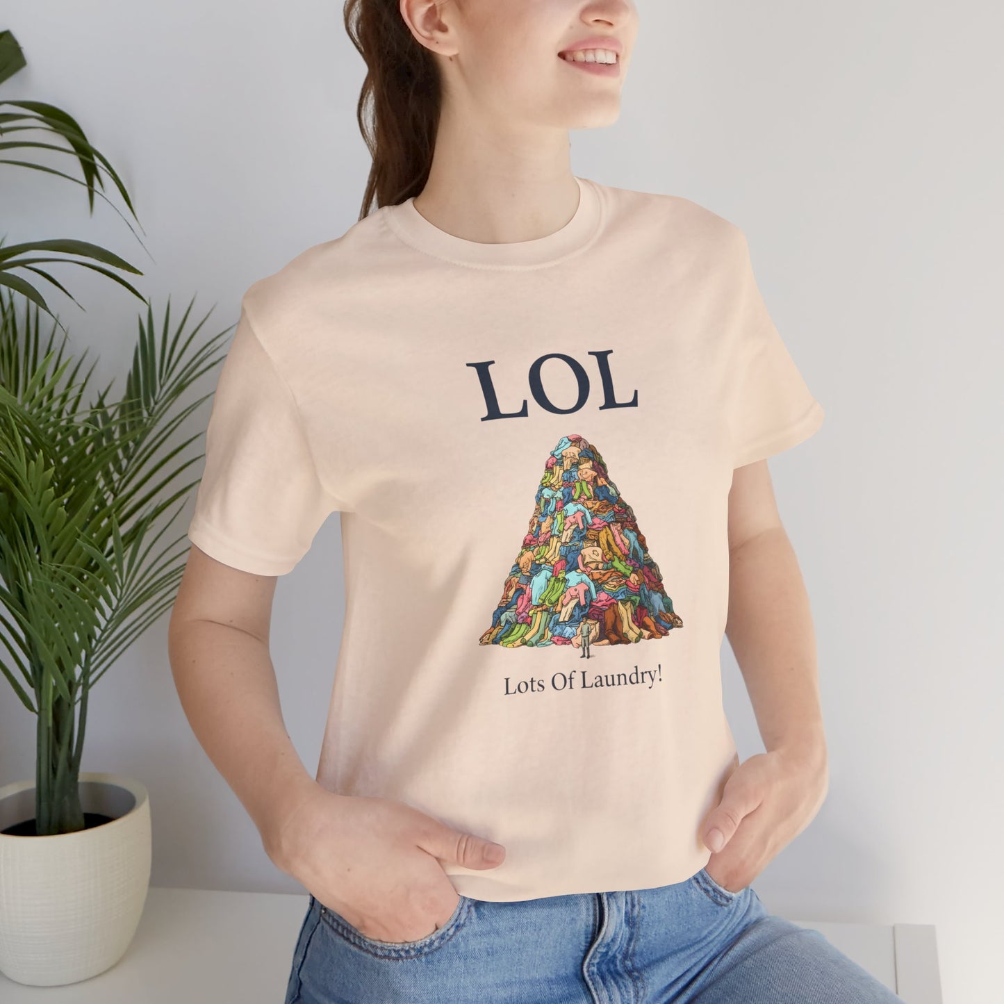 LOL Lots of Laundry T-Shirt – Lustiges Wäsche Meme – Geschenk für Mama & Papa