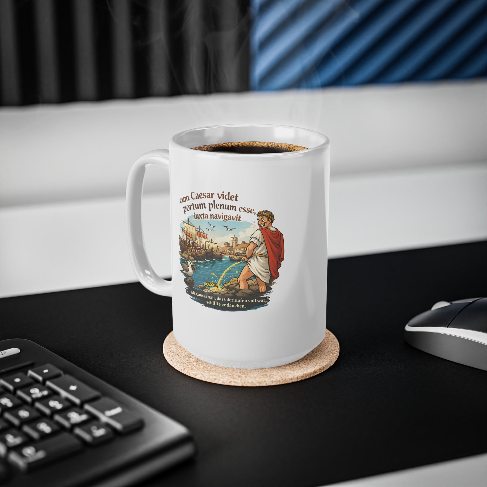 Lustige Caesar Tasse mit lateinischem Spruch „cum Caesar videt…“ – minimalistisch, humorvoll, für Intellektuelle